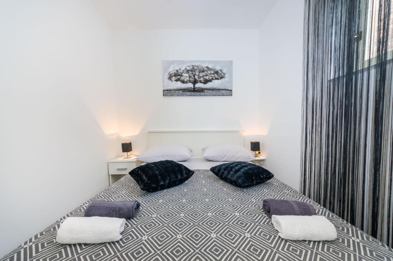Apartman Nino Novigrad  Eksteriør bilde