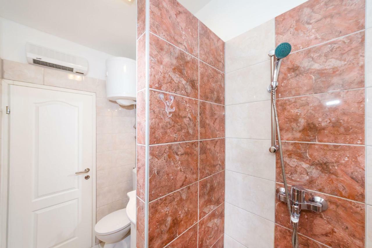 Apartman Nino Novigrad  Eksteriør bilde